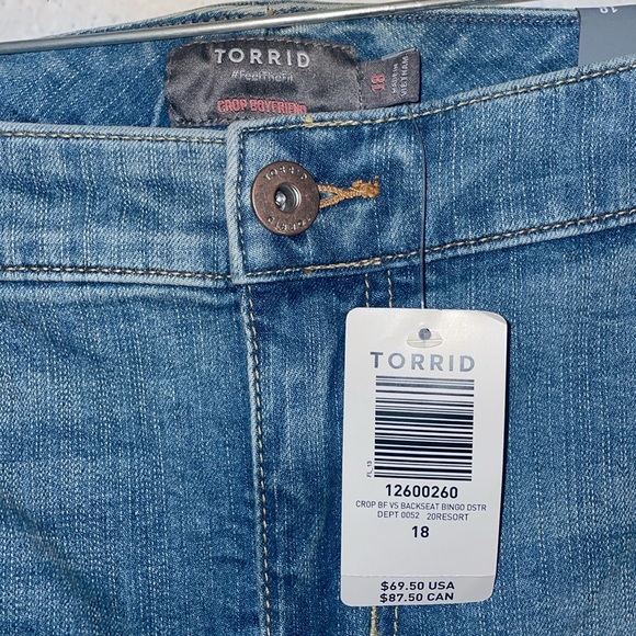 NWT Torrid Crop Boyfriend Jeans Size 18 - Picture 4 of 7